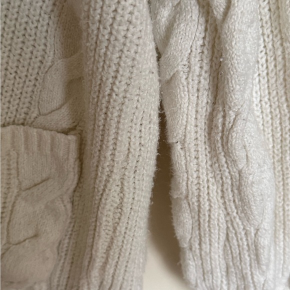 American Eagle Sz M Oversized Cable Knit Button-Up Cardigan Navy, Red & White - Picture 7 of 12